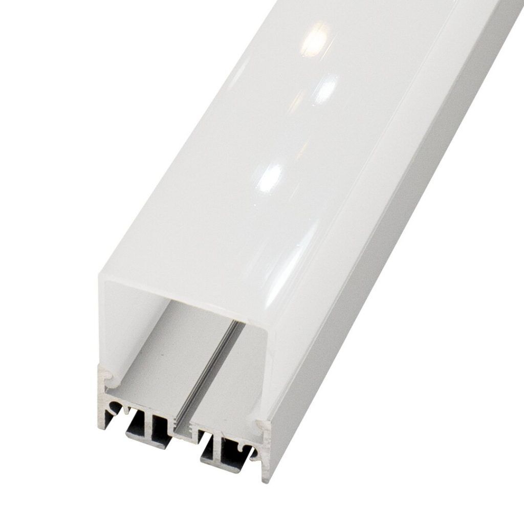 Perfil LED 2 metros de superficie con opción colgante de 29,8 mm x 35,6 mm